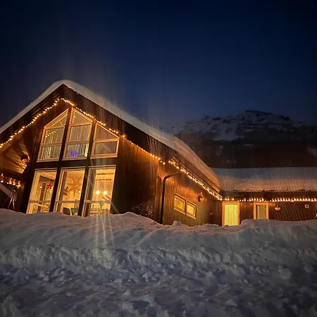 Holiday home Nyere Flott Med In/out Pa Overoye Stordal